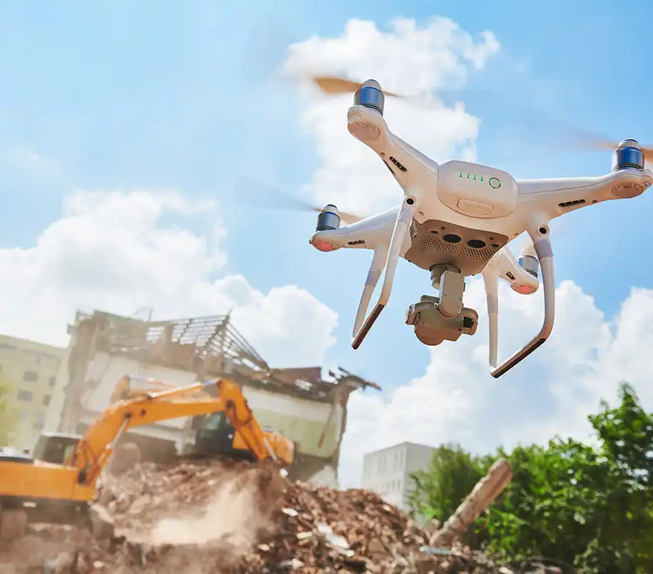 Drohne vor Abbruch eines Gebäudes